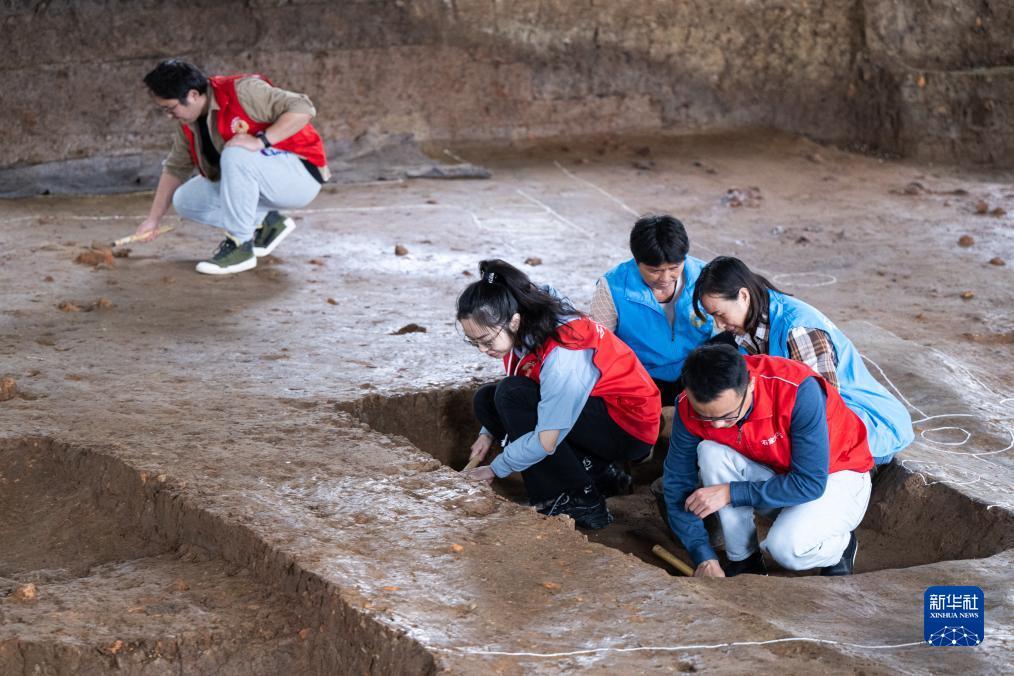 红太阳娱乐场